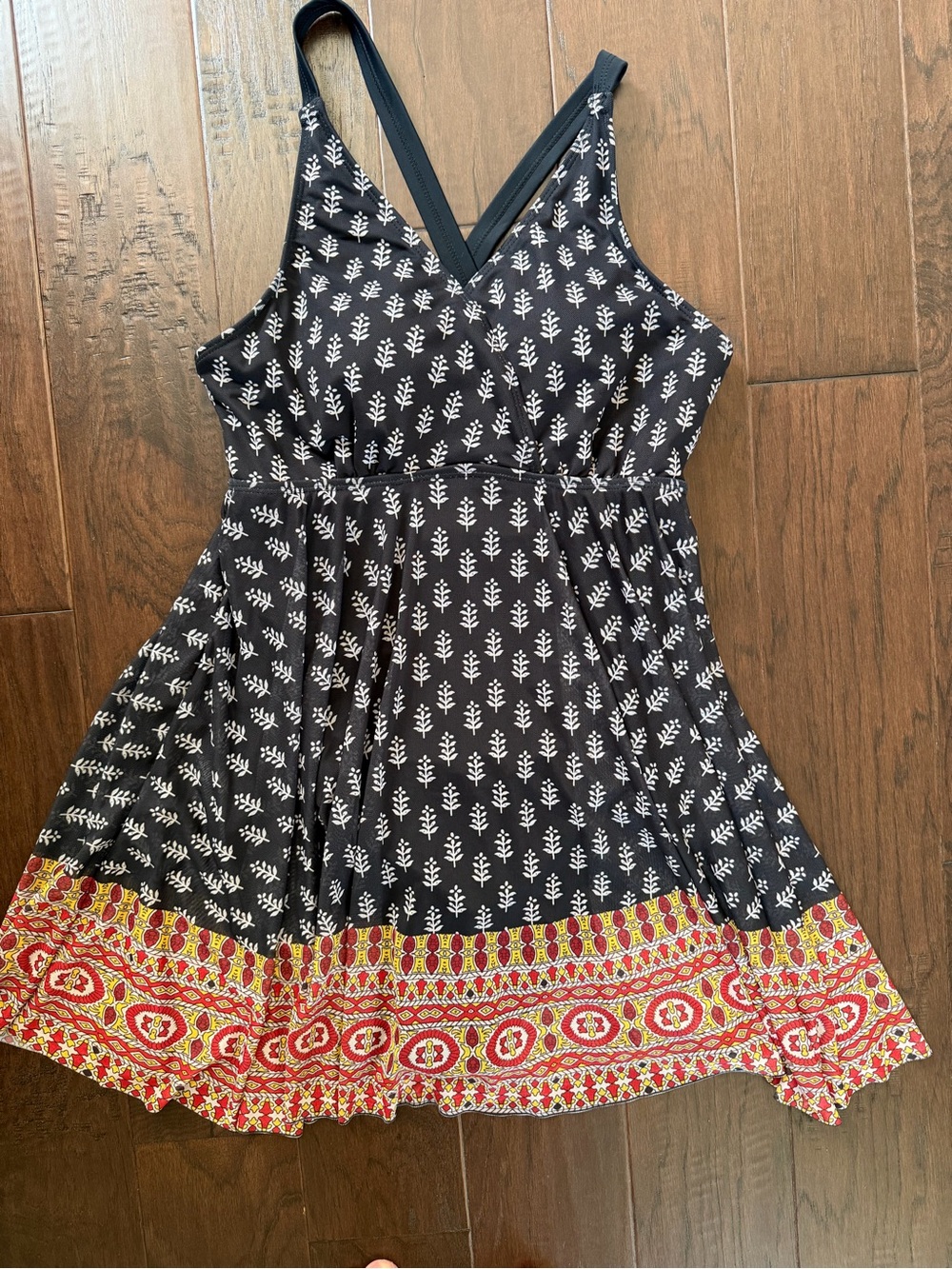 Bloom chic Women’s Black and White Patterned with Red Border built in swimsuit